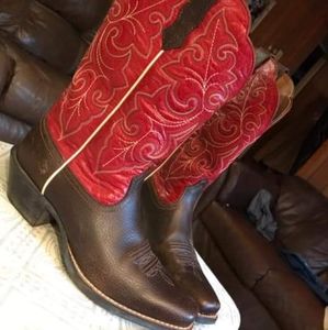 Ariat size 7 boots